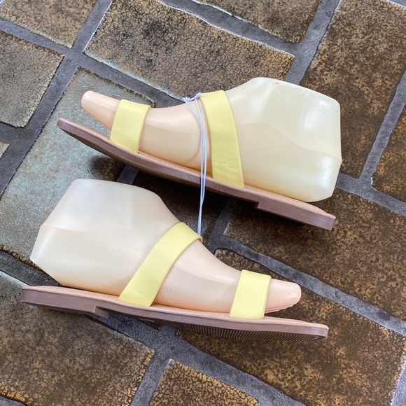 🛍 6 for $35 • NWT A New Day Penny Yellow Buckle Strap Slide On Sandals - Picture 7 of 10